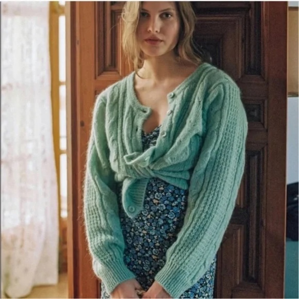 ROUJE Azia Cardigan